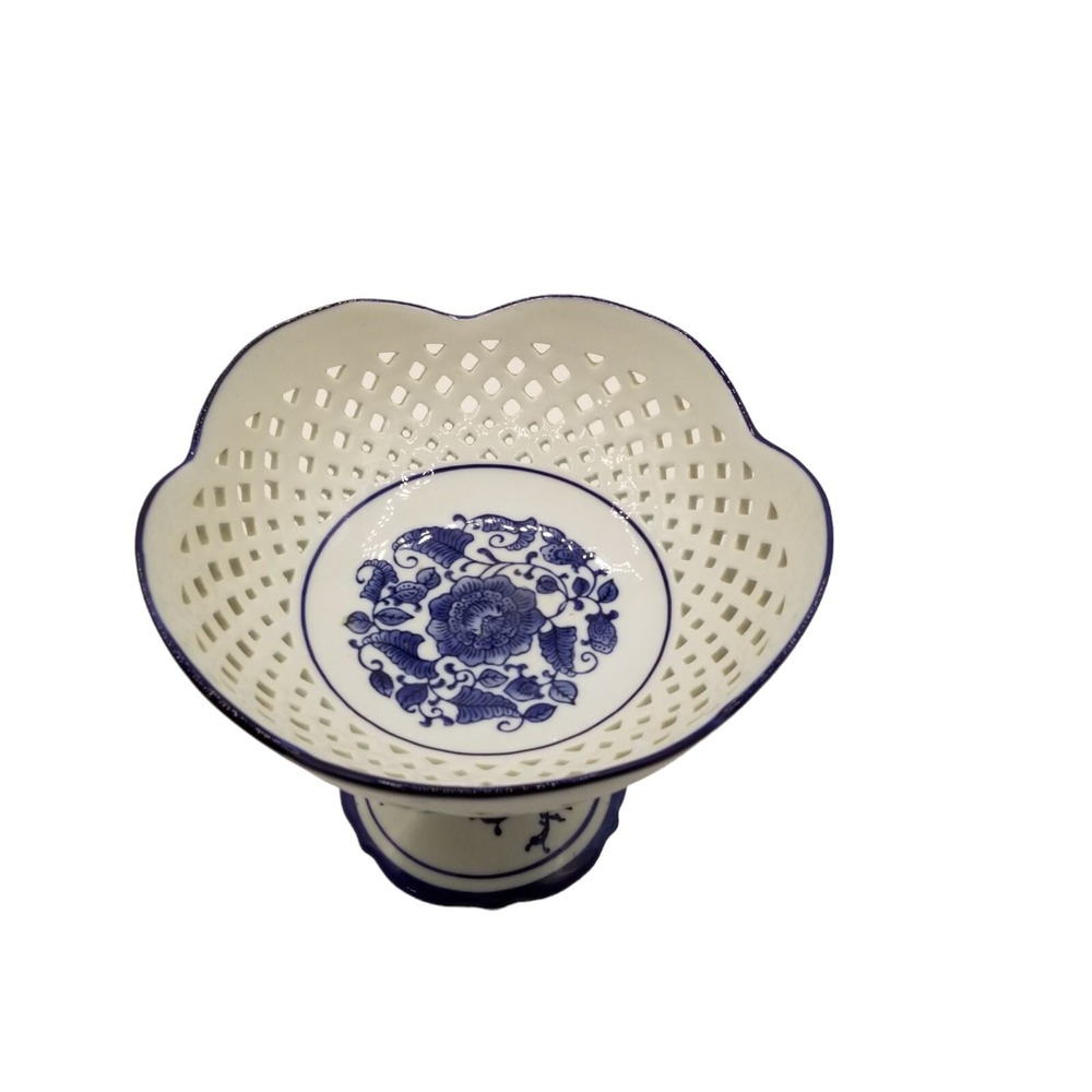 Vintage White Blue Lattice Ceramic Reticulated Bowl Basket Fruit Stand 7" Open